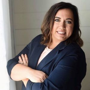 Meet your Posher, Jennifer